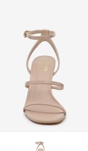 Strut your stuff when wearing the Aliciana sandal from Mix No. 6.  No box new